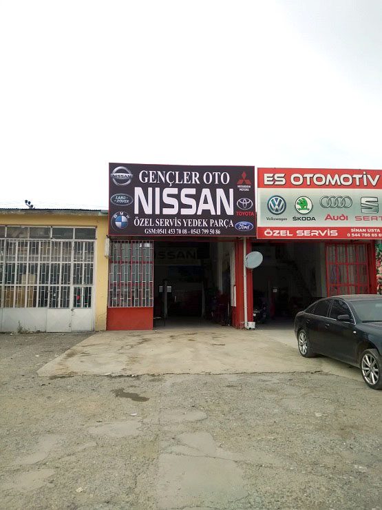 Gençler Oto Tamir Atölyesi. Orhan Sinir